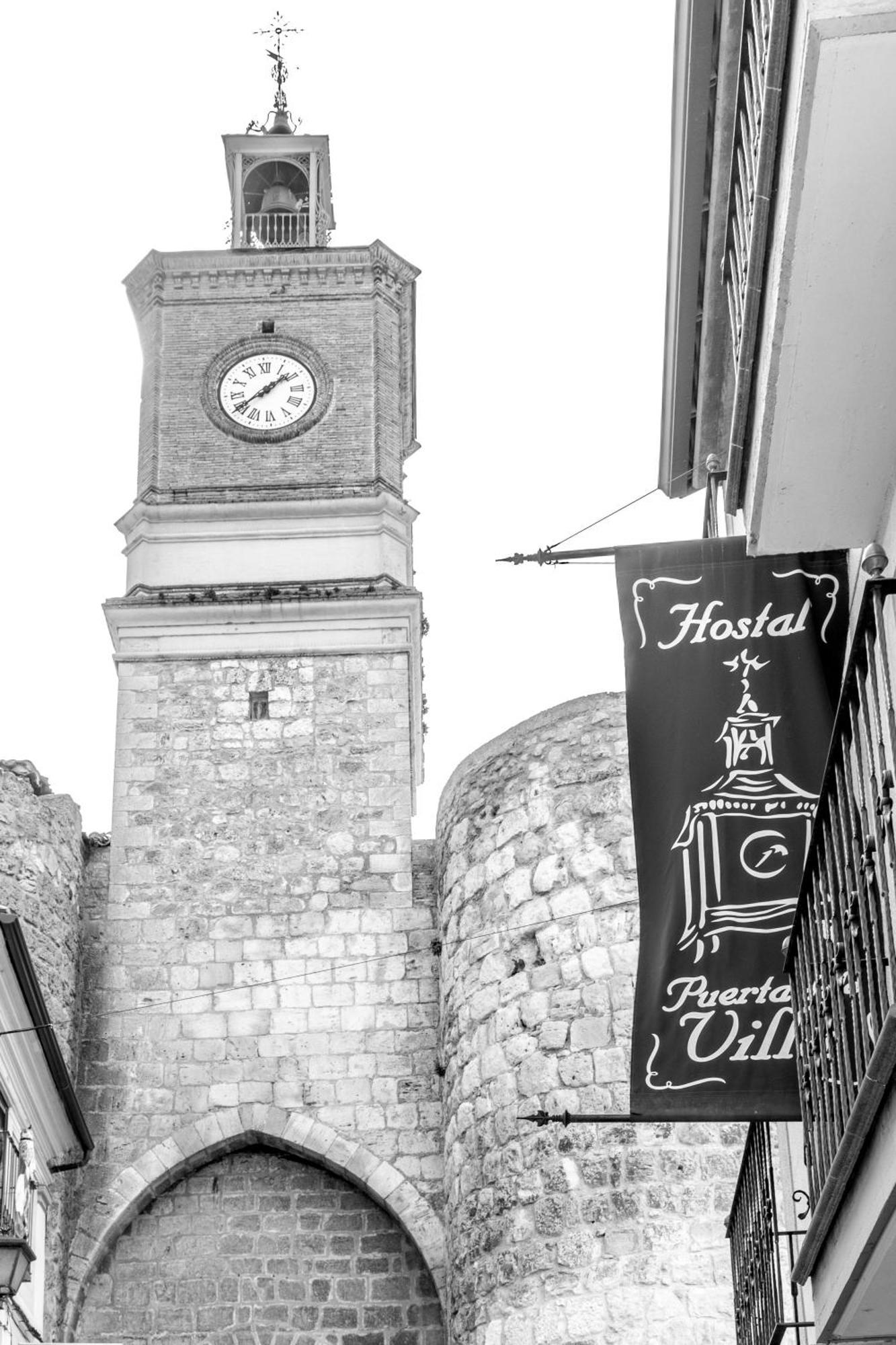 Hostal Sin Recep24H Puerta De La Villa - Pet Friendly & Restaurante Almazán Exterior foto